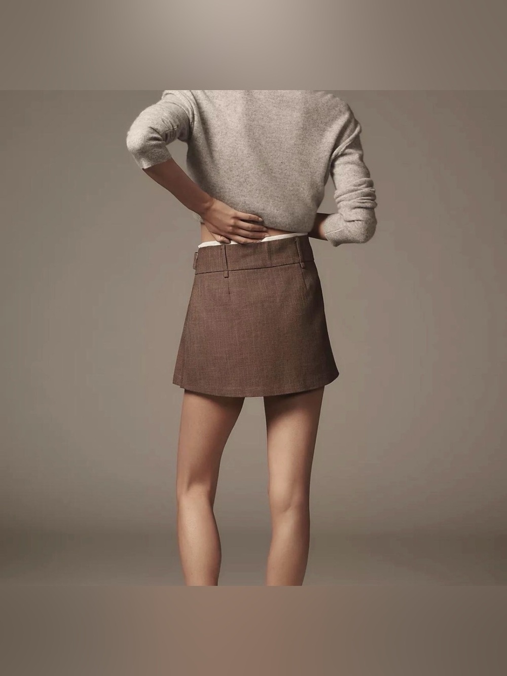 ASTR The Label Eirwen Pleated Mini Skirt Size small - Picture 2 of 7